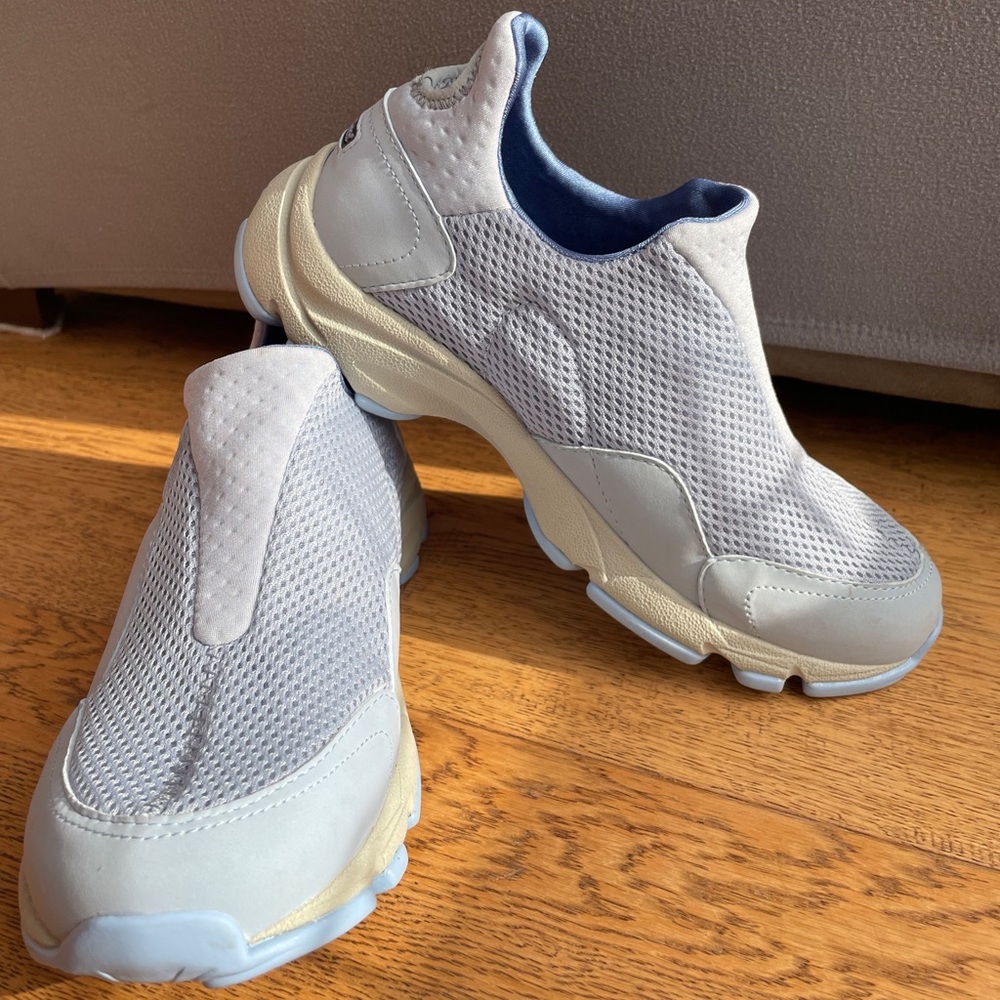 LL Bean Walking Gymshoes; Womens 8 - NEW